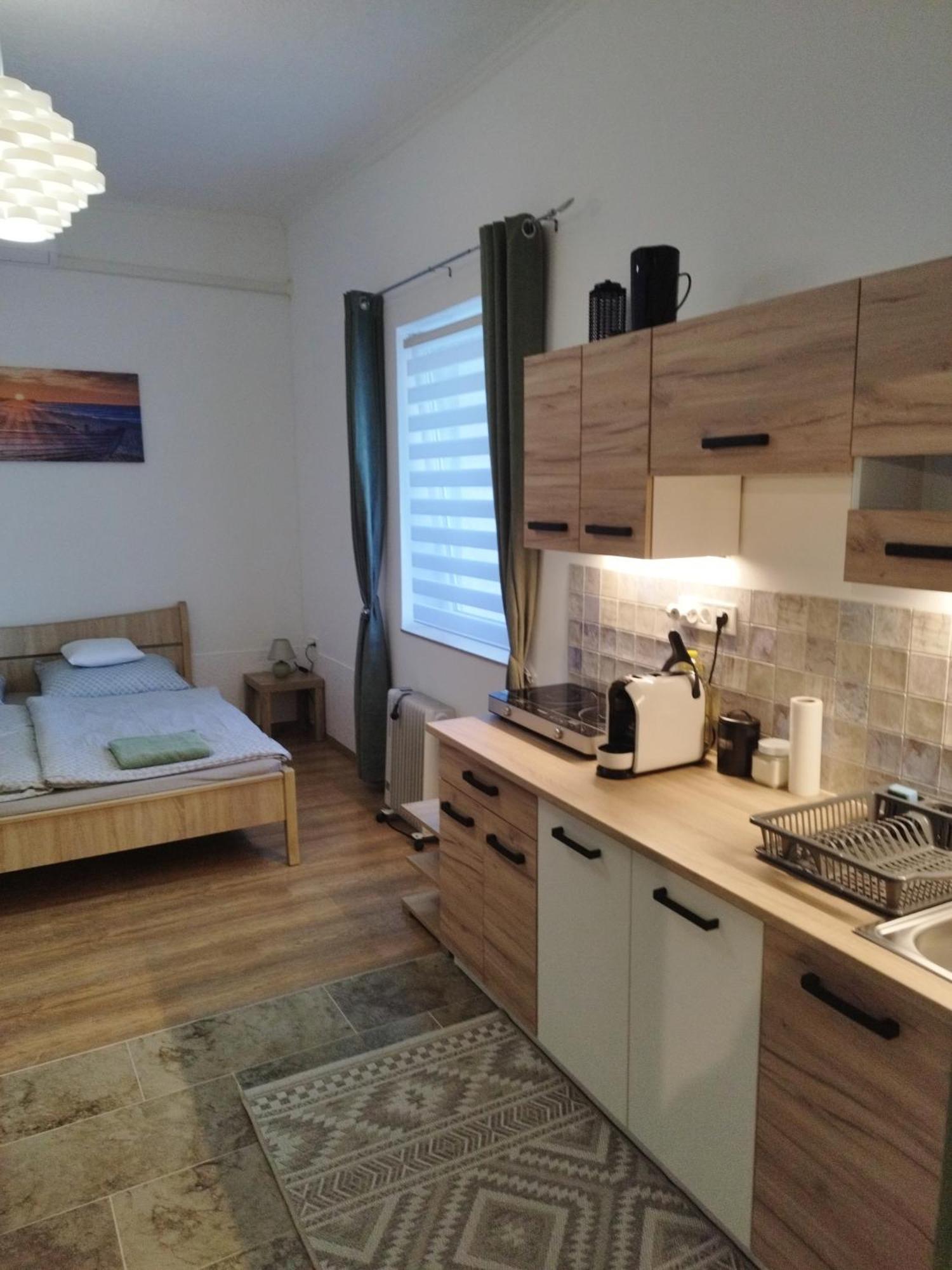 Holling Apartman Fertőboz Exterior foto