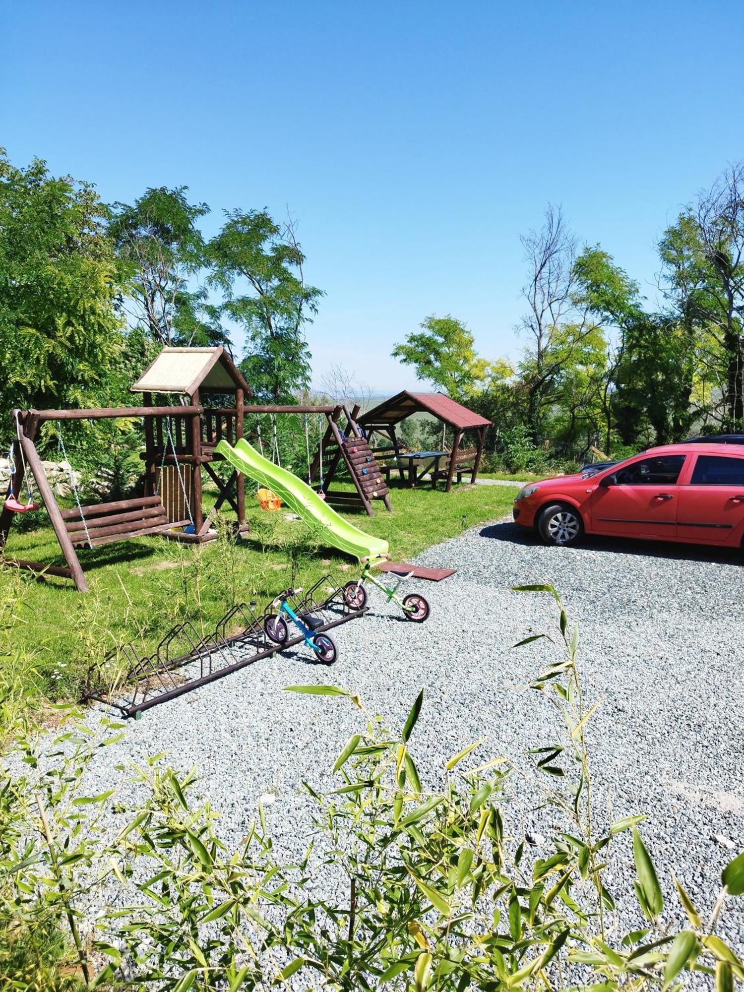 Holling Apartman Fertőboz Exterior foto