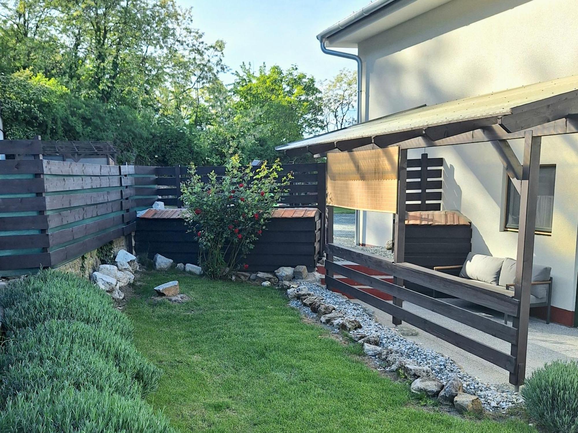 Holling Apartman Fertőboz Exterior foto